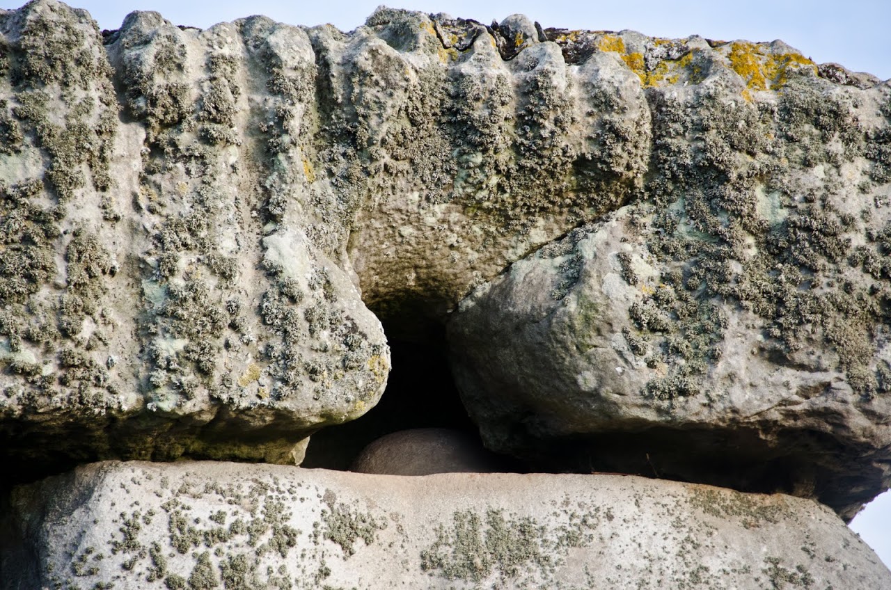 Stones fitted together at Stonehenge