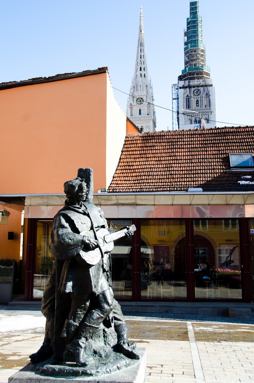 Statue in Zagreb